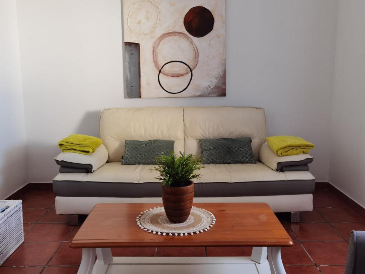 Apartamentoscasajulia La Santa Exterior foto